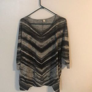 Black and gray color top.